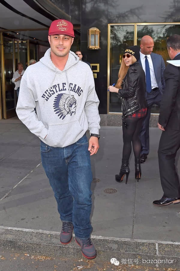 太佩服Lady Gaga的<em>未婚夫</em>,疯妹爱萌叔,一物降