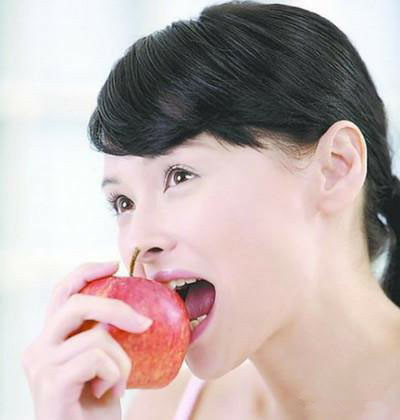 【健康】天天空腹吃水果,效果惊人!