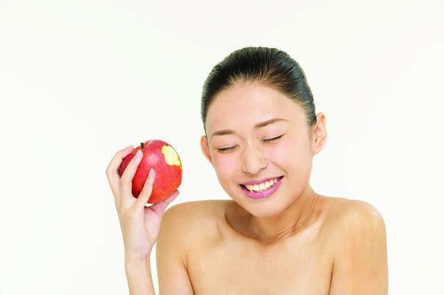 这样吃苹果等于自杀?该注意的春季生活小常识