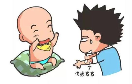 一组漫画告诉你,宝宝长牙期会有怎样的表现