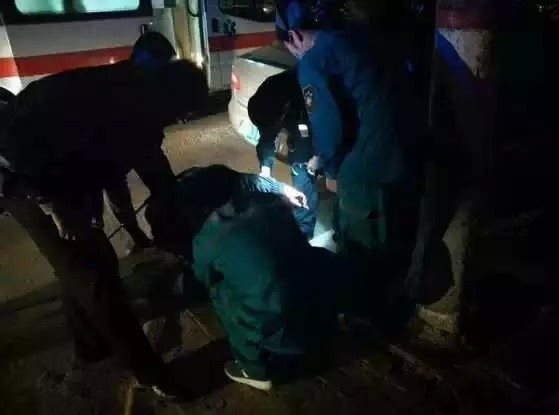 濮阳市谢东北门发生一起凶杀案,一女子被割喉