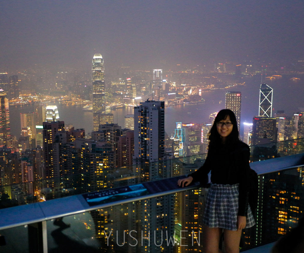 俯瞰维多利亚港的最佳地点--香港太平山顶