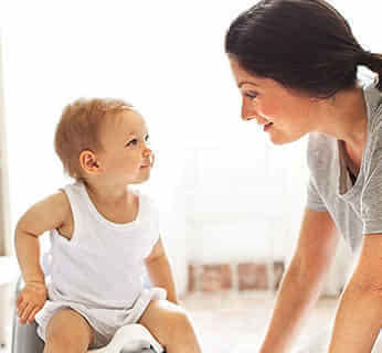 如何训练宝宝学会自己小便?