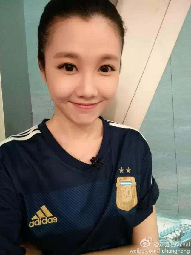 中国最火体育女主播!她眼中的足球是怎么样的