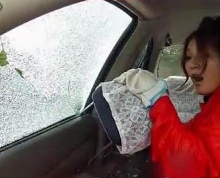 唠唠那些汽车落水后自救的方式方法