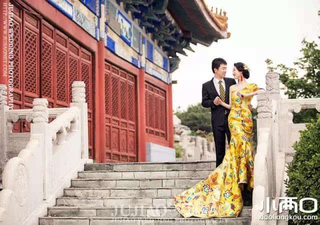 中式婚纱照告诉你,真正的民族风,绝对不止花布