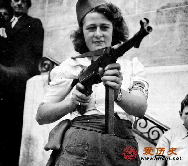 二战时18岁的法国美女战士 一个人俘获了25名