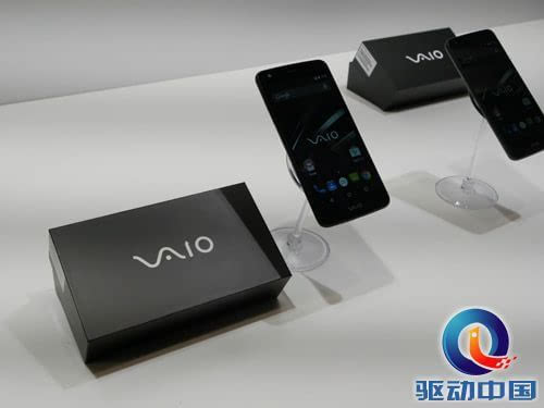 AIO首款手机VA-10J 发布 定位中端售价2600元