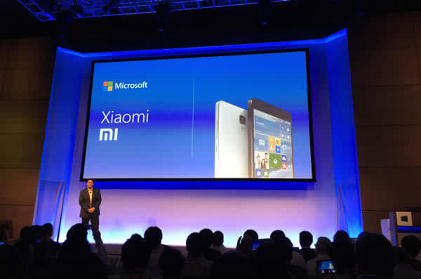 微软宣布与小米合作 小米手机4可刷Windows 