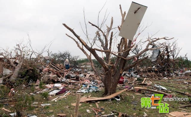 美国史上最为惨重的龙卷风灾害-长白山(60309