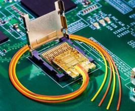 未来:电脑变光脑,大数据变超数据