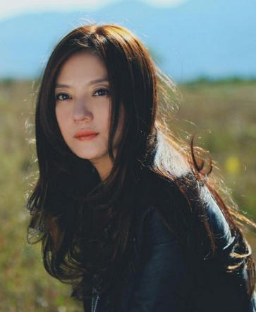 芒果台还拿出当年 赵薇 的国旗门 事件 羞辱 赵薇 