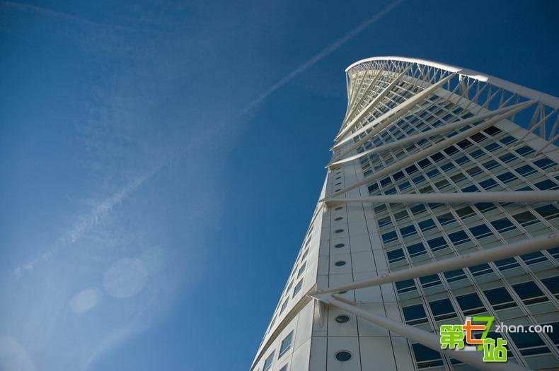 创意惊人的螺旋摩天大楼建筑景观