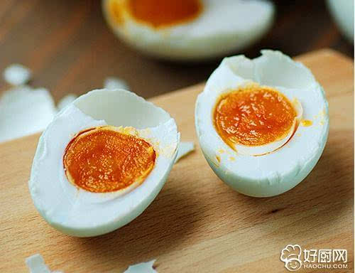 蛋黄个个流油颜色红亮的做法，简单方便又方便！