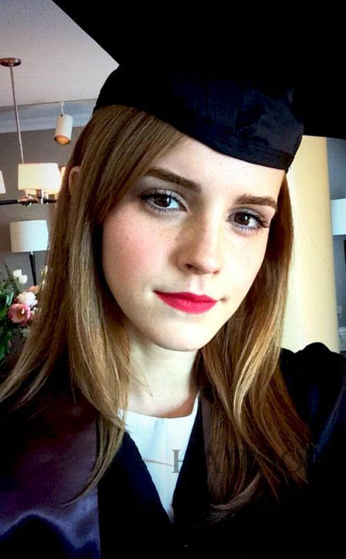 图片来自instagram,twitter  艾玛·沃特森 (emma watson) 自拍照