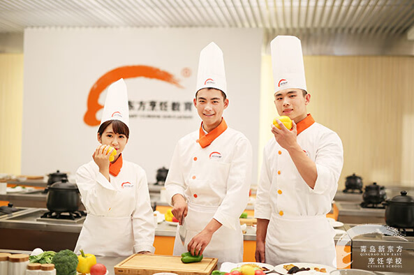 全国纳米体育知名的高级烹调师技师都毕业于青岛新东方烹饪学校(图3)