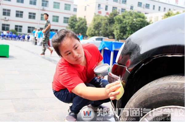 郑州万通:河南省专业的汽车美容学校在哪儿