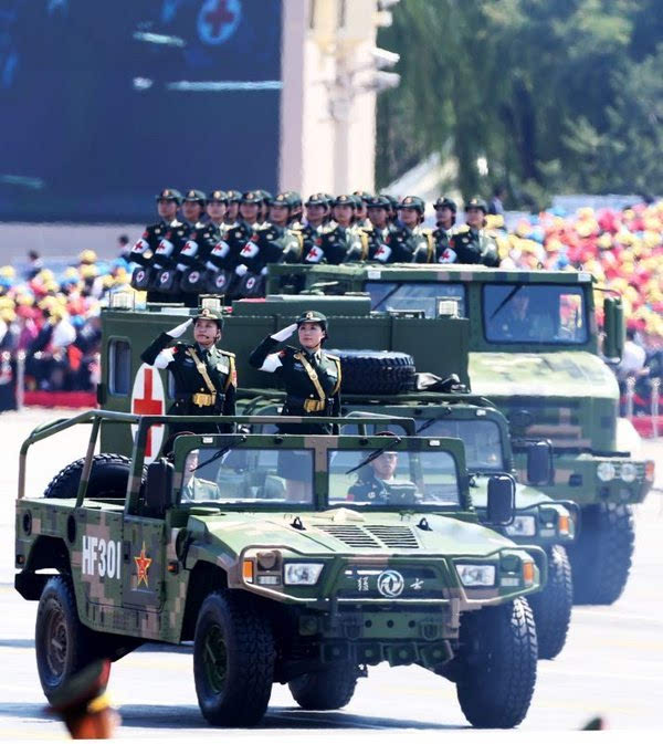 三分之一阅兵车东风造118台东风军车阅兵-搜狐