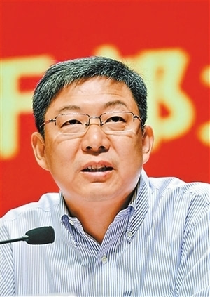 李清泉傅学怡陈湘生孟建民束国刚李勇深圳晚报记者 梁丽 苏静 闫坤5月