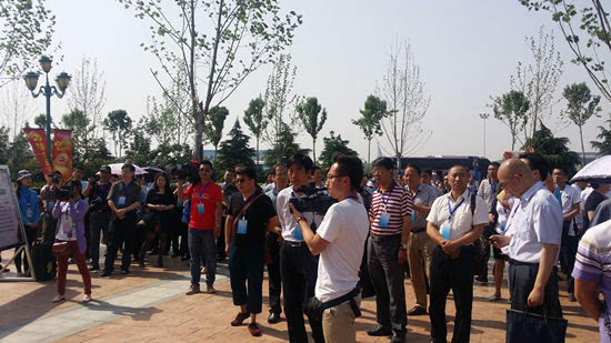2015中国旅游日(郑州)主题活动在中牟隆重举行