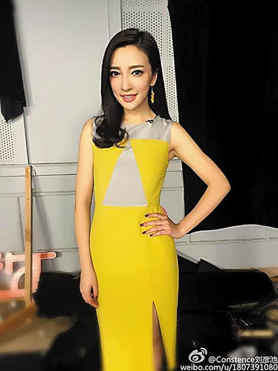 5月19日,王励勤前女友,上海星尚传媒美女主持刘彦池在微博转发老公的