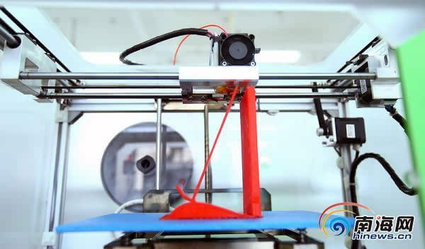 海南高校首个3D打印专业打印出首批3D实物