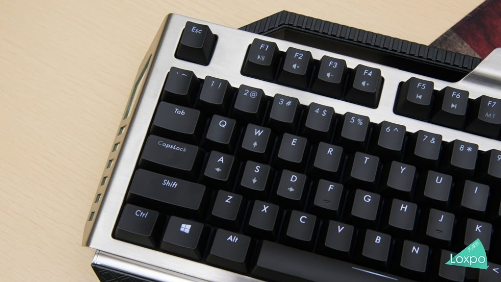 樱桃MX机械青轴 新贵GM800机械键盘体验评测