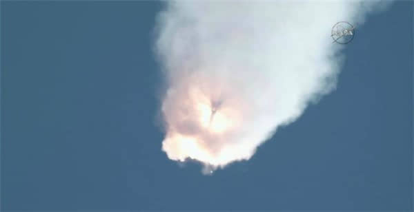 SpaceX货运飞船发射失败:又爆炸了