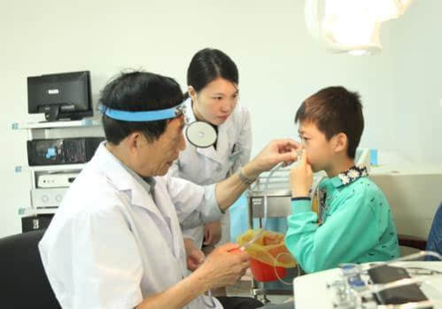 南京市仁品耳鼻喉专科医院绿伞行动 治疗儿童