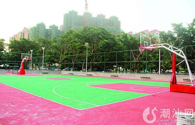 海棠园平台体育公园篮球场