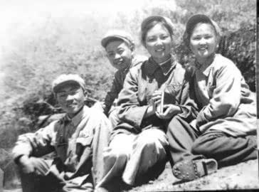 徒步随军进藏 原18军文工团女团员讲述那些年