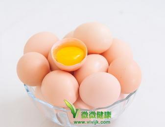 梦境解析，梦见领导发一个鸡蛋给我，却给别人六个鸡蛋