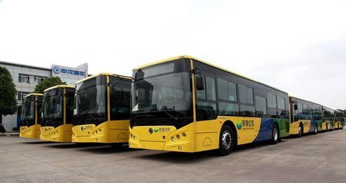 申龙再次向天津滨海公交交付147台绿色节能车型
