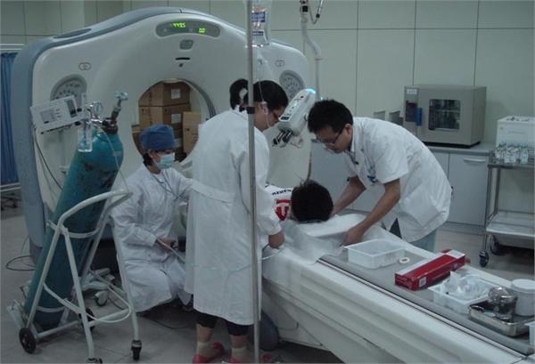 上海市第十人民医院救治一例造影剂过敏休克患
