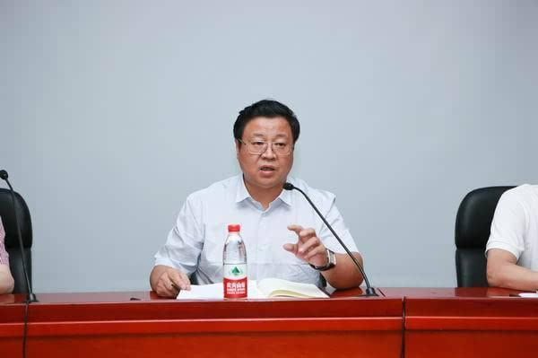 济南市中心医院召开2015年半年工作调度会