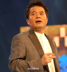 广电总局认定【毕福剑】严重违纪 认证微博4月9日停止更博