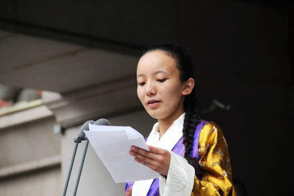 杂多县中学生三热爱教育访京团在京受到热烈