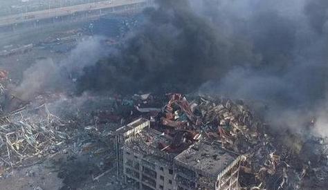"天津滨海大爆炸之后的一周里,人们都在问.