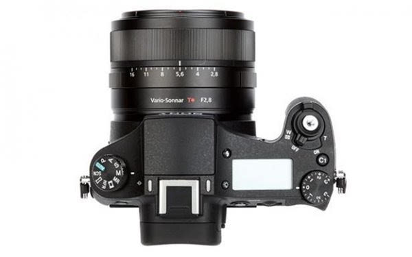 索尼RX10 II相机体验:视频拍摄让数码单反相形