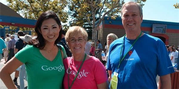谷歌煽情牌:员工带父母上班活动大赚好评