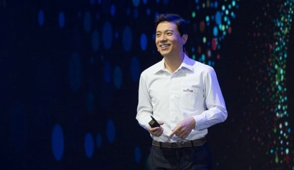 李彦宏:中国O2O快速发展得益于智能手机和糟