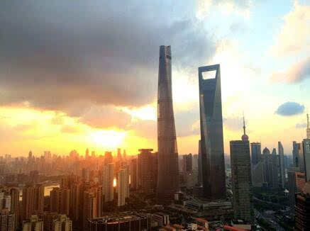 0后年轻人成上海新地标建筑浦东金融广场建设