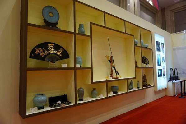杭州工美协会率团参加民间工艺品文化产品博览会
