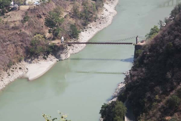 沿途景点:惠通桥,松山大战遗址,龙陵抗战纪念广场,国殇墓园,滇缅抗战