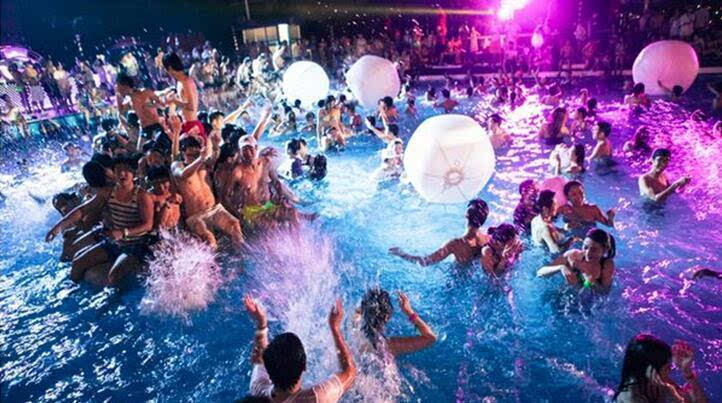 pool party缤纷泳池派对 两江之上 喜马拉雅