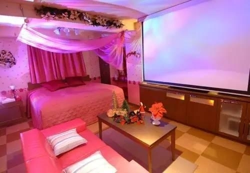 一些有趣的日本情侣宾馆:粉红系列——粉色是情侣宾馆的主色调.