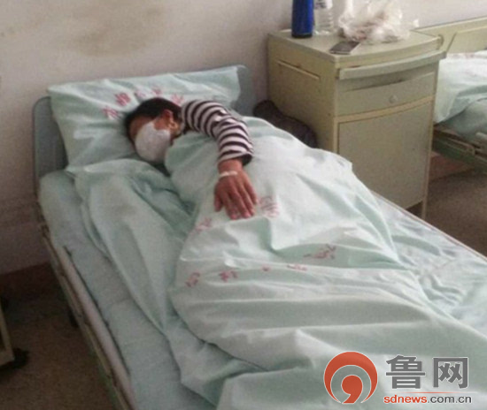淄博公交东站发生打人事件6人受伤3女性住院