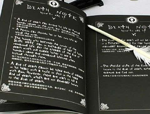 资料图片:一名美国女高中生效仿《死亡笔记本》内容 自制了死亡笔记本