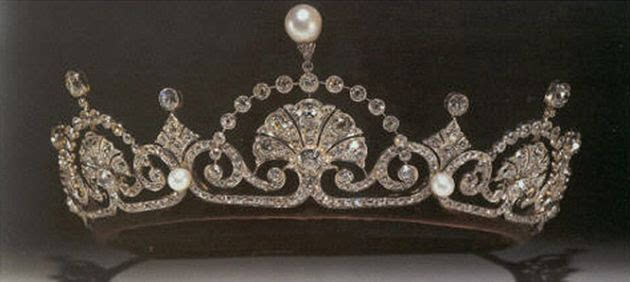 世界上那些美艳的王冠要你选你选哪个