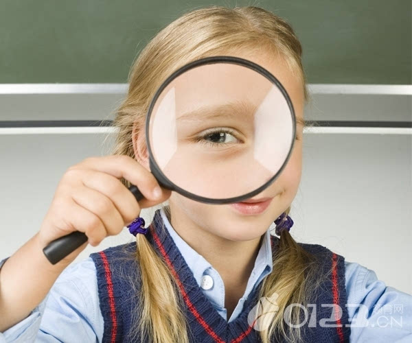 激光手术治近视:儿童眼睛做激光手术有危害吗
